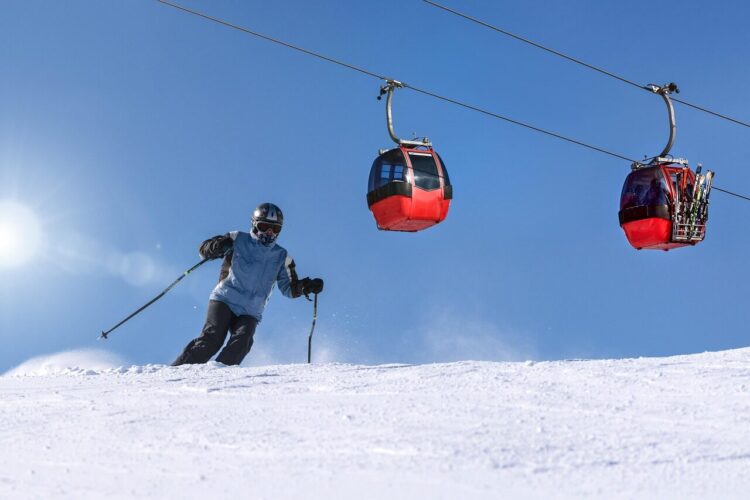ski slope, snow, winter, sport, skier, adventure, ski run, share, winter sports, skiing, skis, downhill route, mountains, rest, holidays, ski complex, game, snow-covered slope, the alps, gondola lift, ski resort, ski runs, lift chair, health, holiday, the sun, sunny day, ski station, biel, ski lift, stok, nature, route, snowboard, people